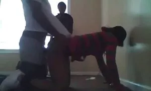 जबकि ओकर दोस्त, सबसे ...